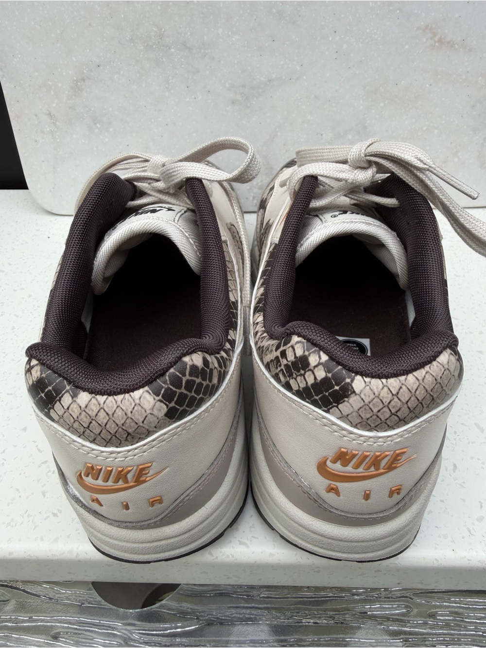 Nike Air Max 1 '87 Light Orewood Snakeskin Accents size 9 - Picture 3 of 9